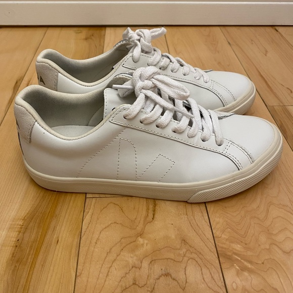 Veja Shoes - Veja Esplar sneakers- US5/EU 36